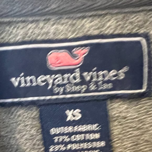 Vineyard Vines Pullover - Picture 4 of 4